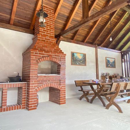 Absolut Residence Haţeg Εξωτερικό φωτογραφία